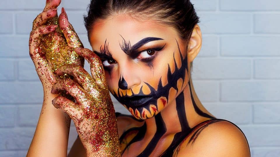 How To Remove Halloween Makeup While Protecting Your Skin – Patchology