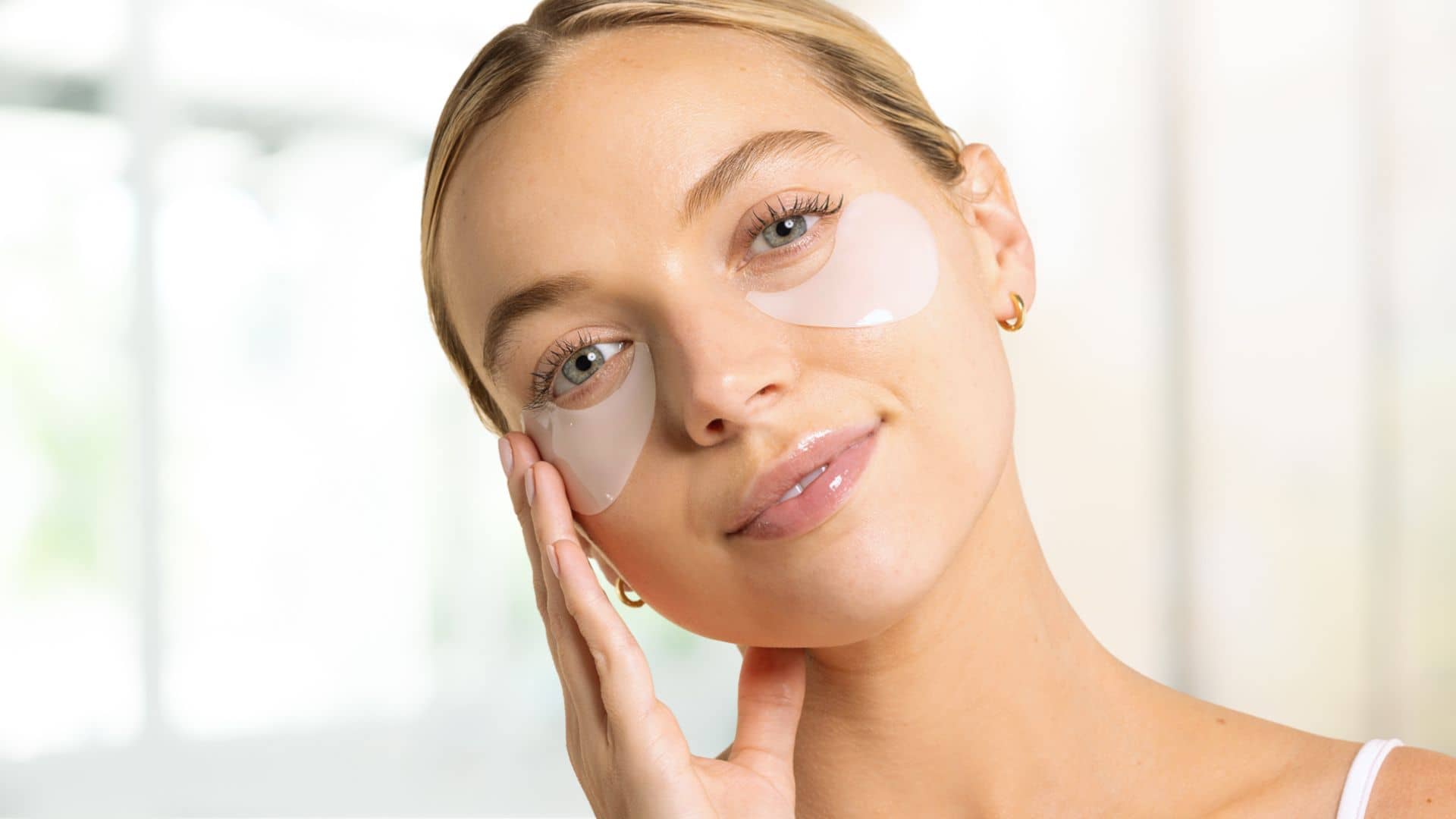 Hydration vs Moisture — What Your Skin Actually Needs in Winter (and Early Spring)