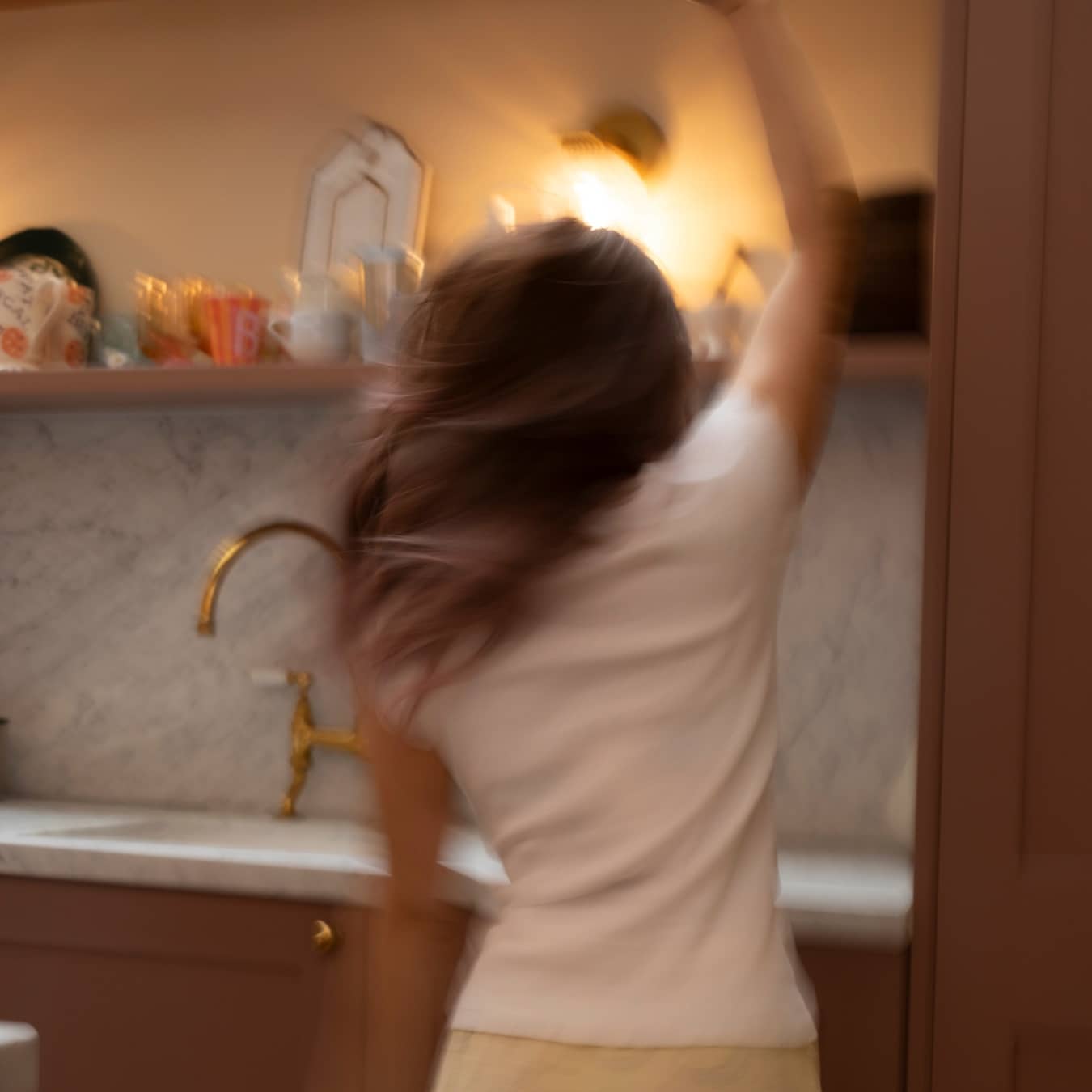 kitchen woman dancing